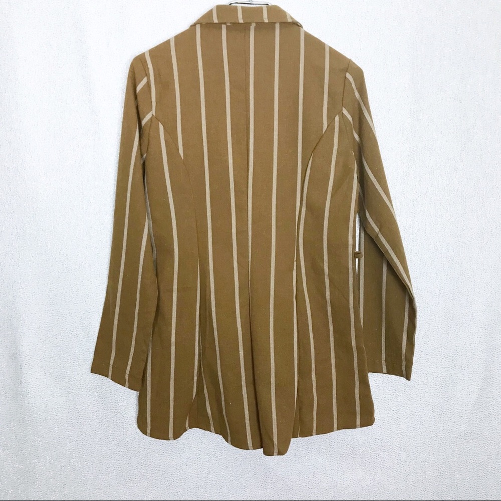 Favlux NWT Carla Pinstripe Button Romper Medium - Picture 2 of 8